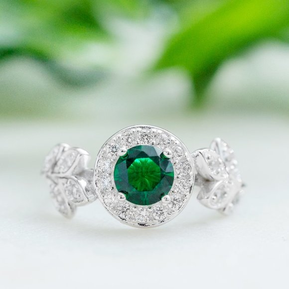 Round Emerald Green Gemstone Ring,  925 Sterling Silver Charmed Aroma - Picture 5 of 5